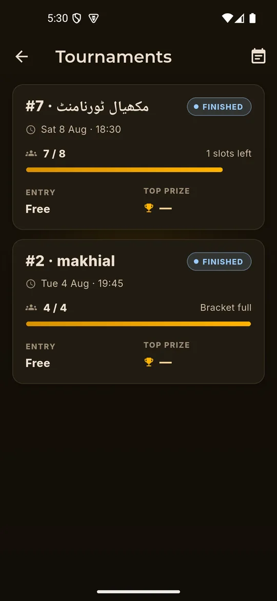 The tournaments screen: brackets with their start time, entry fee and how many slots are left.